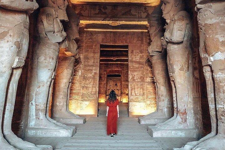 Day Trip to Abu Simbel from Cairo by Plane