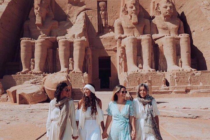 Day Trip to Abu Simbel from Cairo by Plane