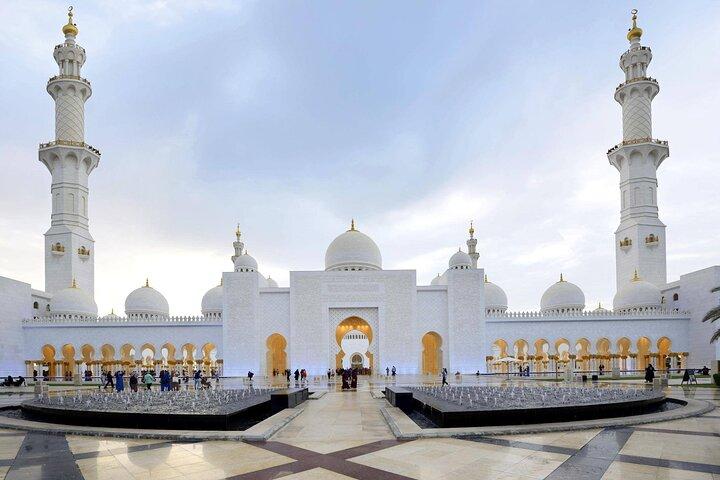 Full-Day Private Abu Dhabi City Tour from Dubai