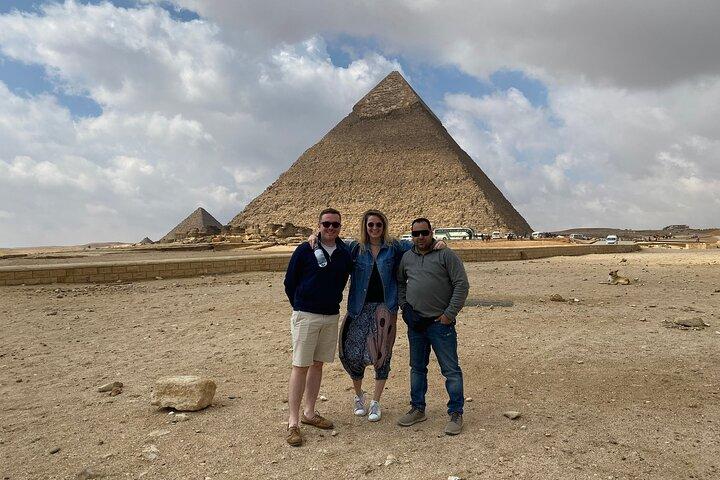 Giza Pyramids, Sakkara & Memphis Full-Day Tour