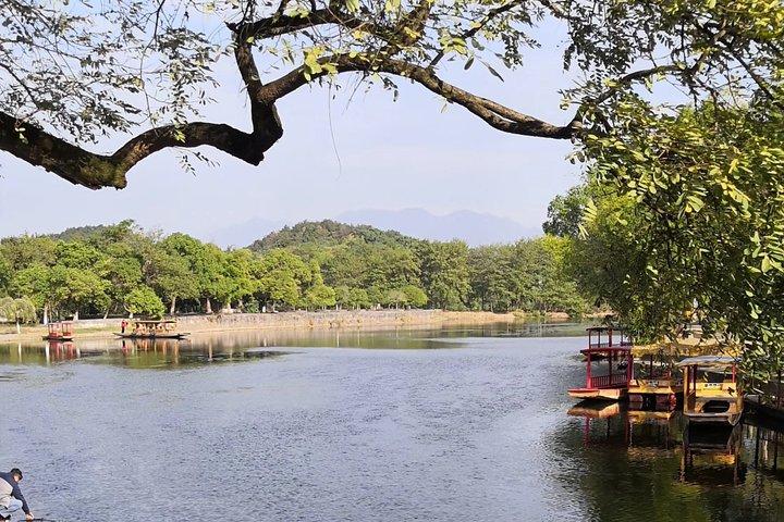 Private Day Tour to Xing'An Water Street and Ling Canal from Guilin