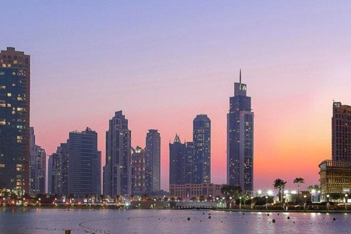 Burj Khalifa Tickets: Dubai Views and Lunch or Dinner