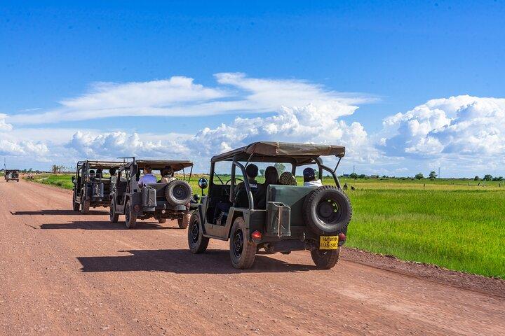 Siem Reap Countryside Sunset Jeep Tour / SUV Car Available