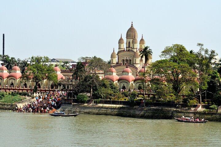 Religions of India Tour in Kolkata (Guided Fullday Religious Places Tour by Car)