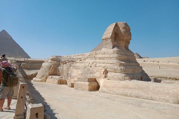 Full-Day Private Tour of Cairo and Giza with Lunch