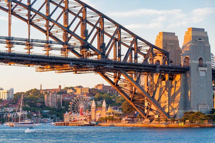 Christmas Day Lunch Cruise on Sydney Harbour