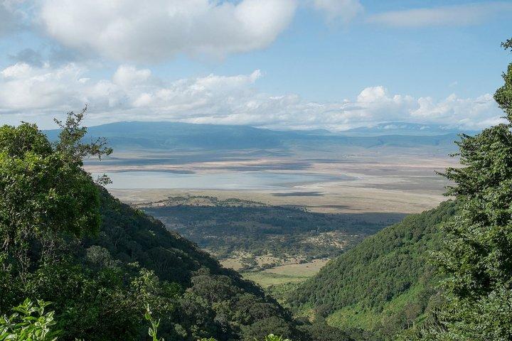 6-day Lake Manyara Serengeti Ngorongoro Crater and Tarangire