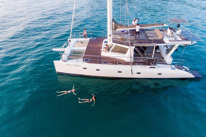 3-Hour Yacht Cruise from Mirissa