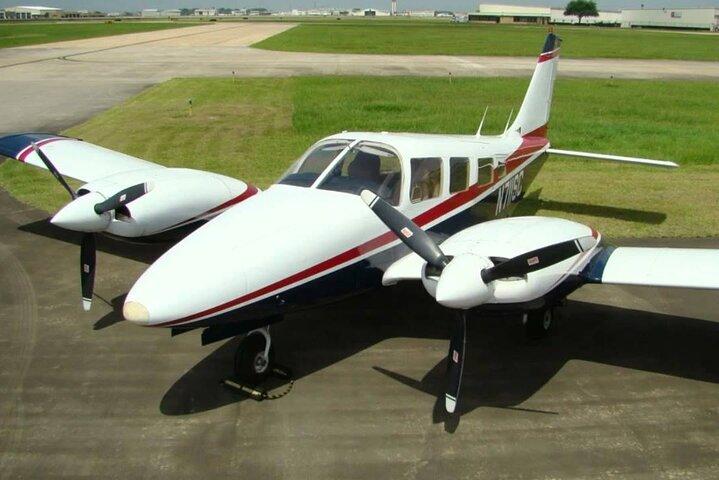 Airplane Transfer between Colombo Airport (CMB) and Katukurunda Airport (KTY)
