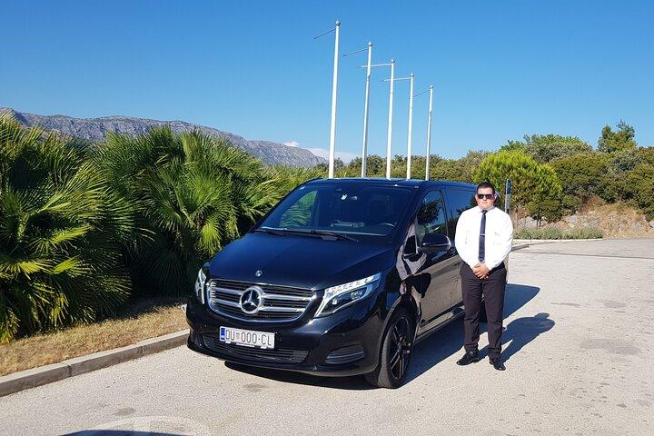Private transfer Dubrovnik - Zadar and explore sights along the way