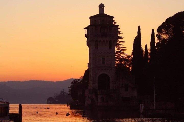 Private Full-Day Tour by Boat in Lake Garda