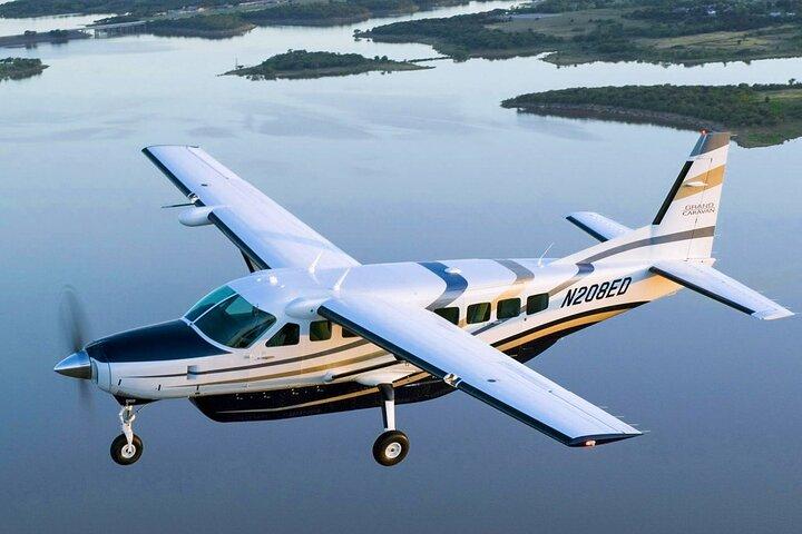 Airplane Transfer between Colombo Airport (CMB) and Weerawila Airport (WRZ)