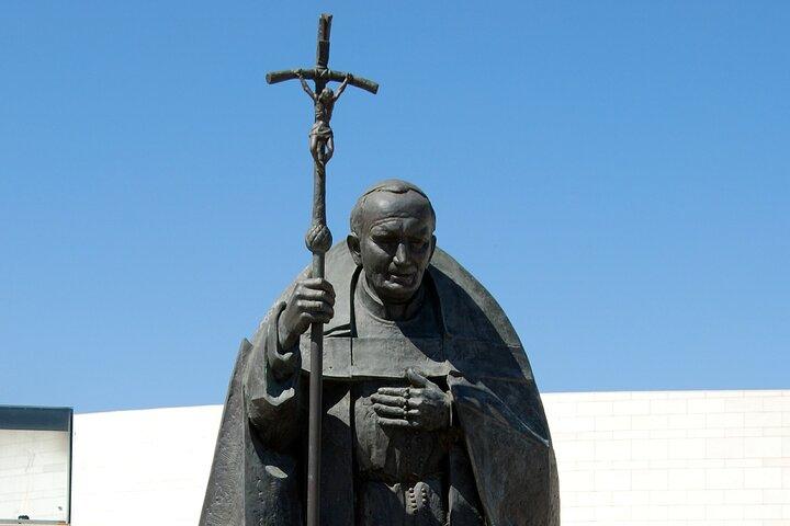 Fátima Private Walking Tour with a Professional Guide