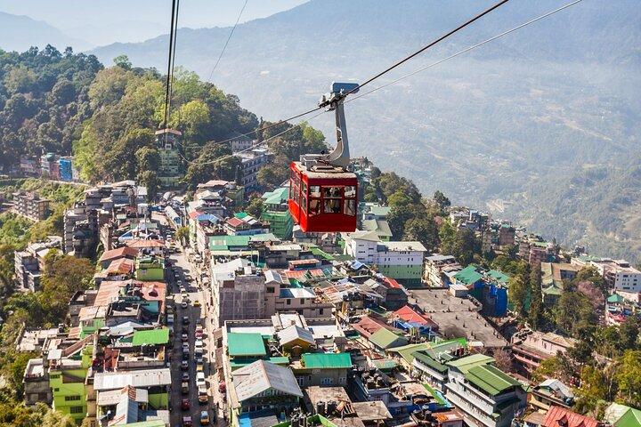 Day Trip to Gangtok (Guided Private Sightseeing Experience from Darjeeling)