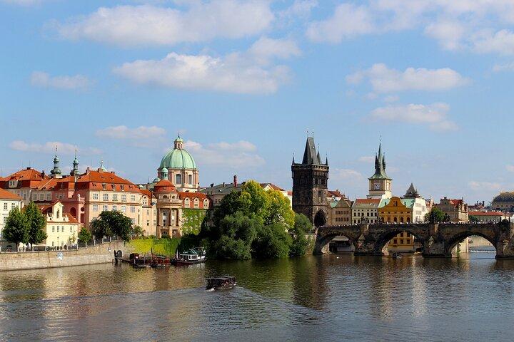 Private Guided Tour of Prague Old Town, Charles Bridge & Castle