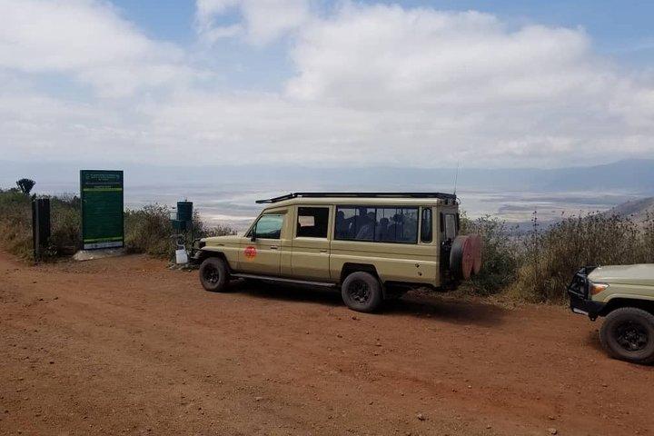 6-day Lake Manyara Serengeti Ngorongoro Crater and Tarangire
