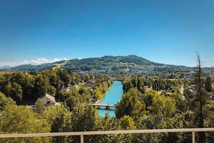 Private Tour of Bern - Sightseeing, Food & Culture with a local