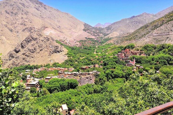 Marrakech: Atlas Mountains & Berber Villages Full-day Tour