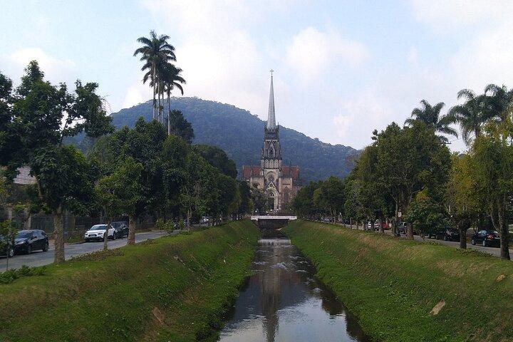Conheça a montanha imperial mais famosa do Rio! (Petrópolis)