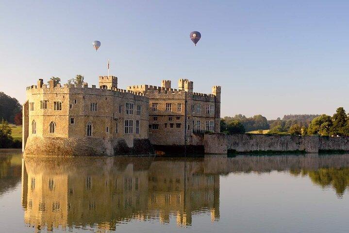 Leeds Castle, Cliffs of Dover and Canterbury Day Trip from London with Guided Cathedral Tour