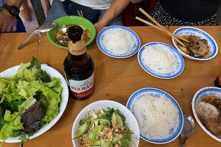 Hanoi Food Tours in Hanoi Old Quarter (Small Group/Private)