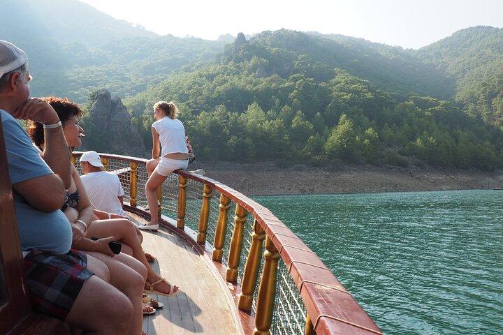 Green Canyon Boat Tour with Lunch and Drinks from Belek