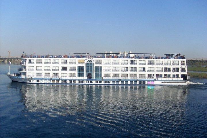 6 nights /7 days cruise from luxor to aswan