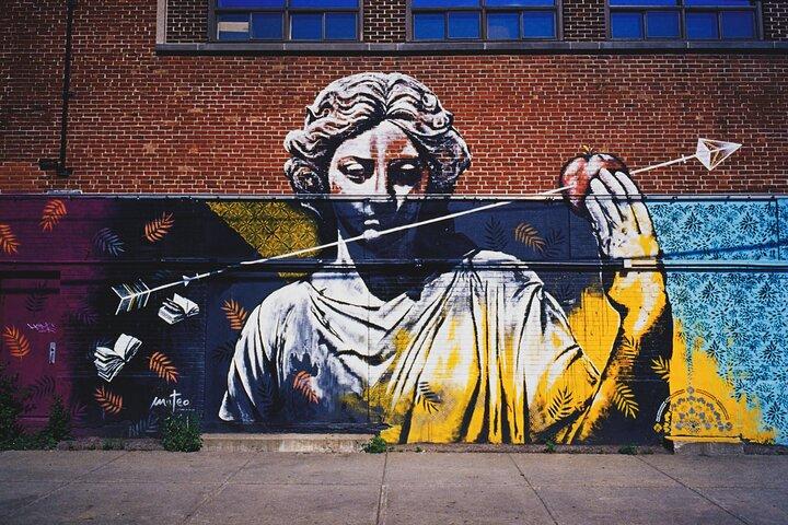 Private Street Art Tour in Paris with Local Expert