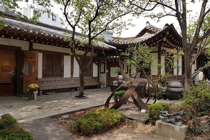 A Spectacular Scavenger Hunt: Seoul of South Korea