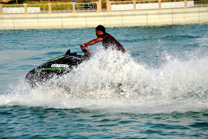 Abu Dhabi Jet Ski Rental for 1 Hour