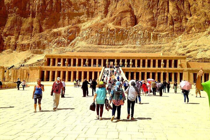 Privat guided Tour to Tomb of Seti I Valley of the Kings King Tut