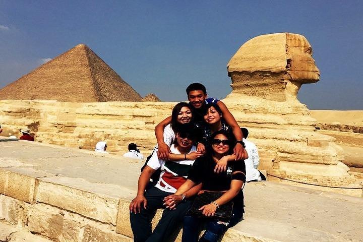Private Tour to Giza Pyramids & Sphinx, Saqqara & Dahshur