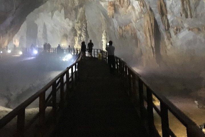Paradise cave and Dark cave adventure small group tour