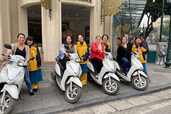 Hanoi City Sightseeing and Street Food Tour