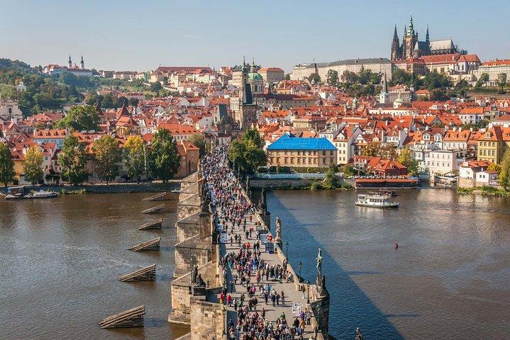 Direct one way transfer from Vienna to Prague