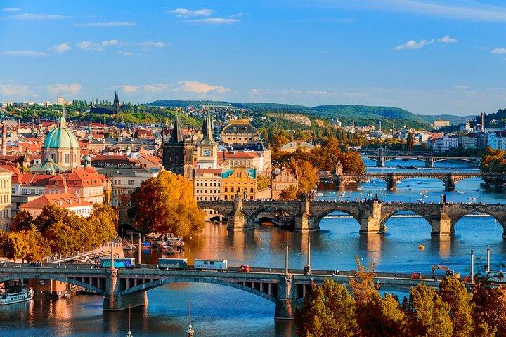 Direct one way transfer from Vienna to Prague