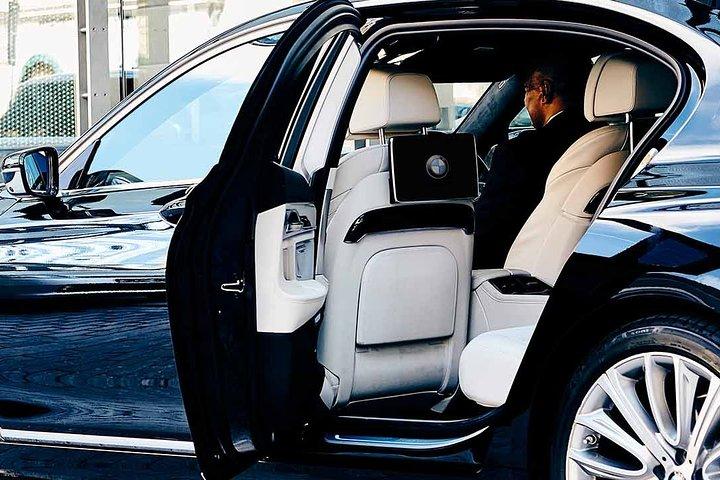 New York Airport Luxury Transfer : Newark Airport to New York City