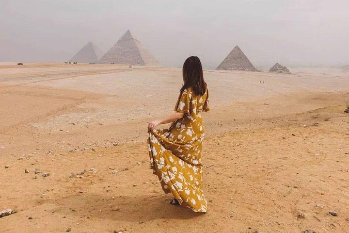Giza Pyramids, Egyptian Museum, And Old Cairo Tour