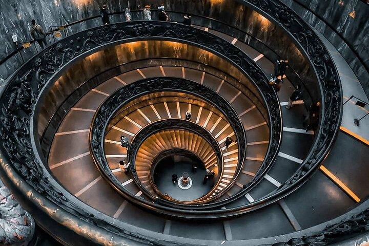 Rome Unveiled: Guided Tour of Vatican Museums, Chapel & Basilica