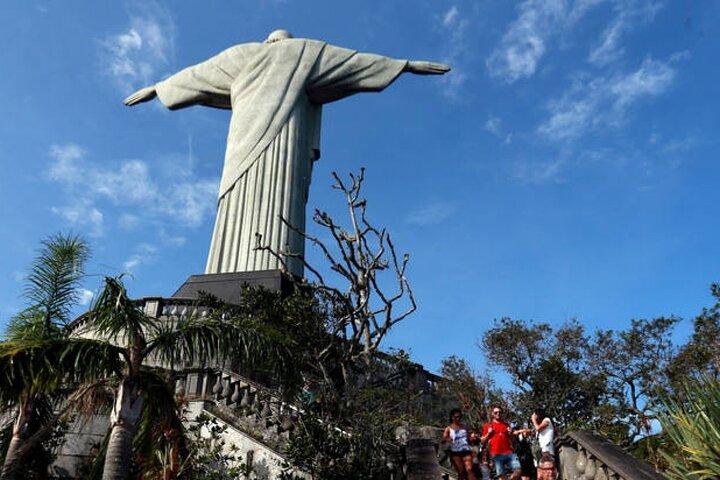 Rio in One Day Private Tour with Christ the Redeemer by Train