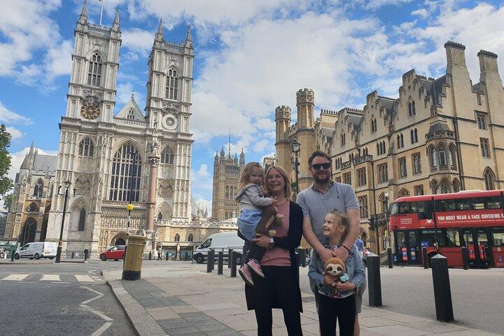 The London Black Cab Tour - Chauffeur & Narrated Guided Tour