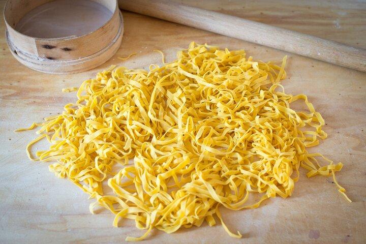 Lucca: Cook with an Italian Mamma – Pasta & Tiramisu by Cesarine