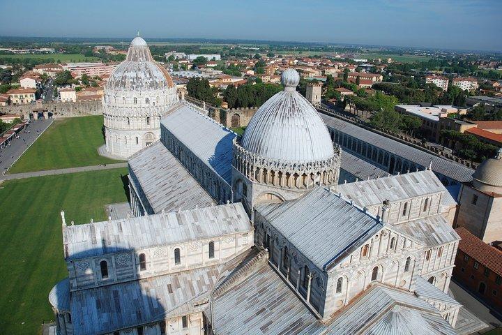 PISA HALF-DAY: from Florence by minivan with Leaning Tower ticket