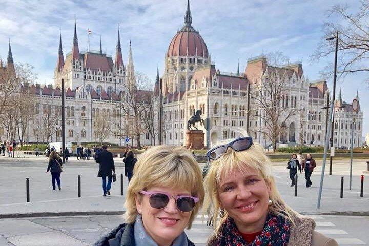 Budapest Private Historical tour with Parliament Entry Option