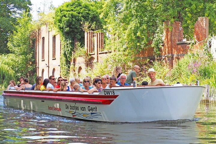 40-Minute Guided boat trip in medieval Ghent