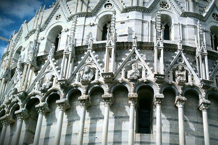 Pisa: VIP 1.5-Hour Small Group Tour & Skip-the-Line Access