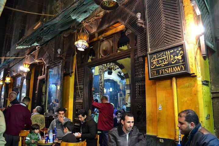 Cairo by Night Tour Visiting Abdeen Palace, Al-Fishawi Cafe and Al-Moez Street