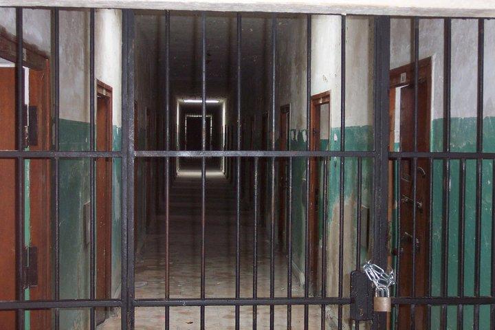 Dachau Concentration Camp Memorial Tour with Train from Munich