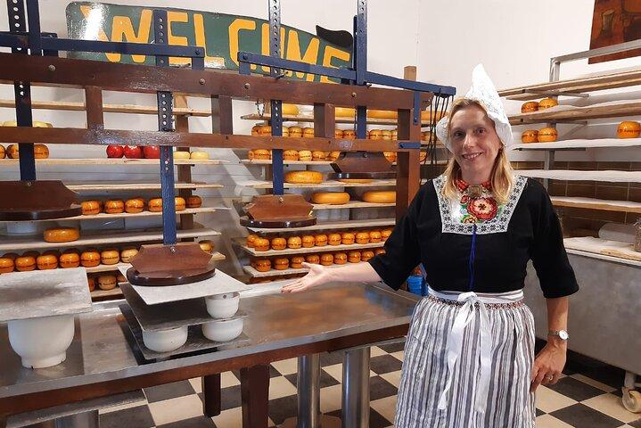 Private Tour of Simonehoeve Cheese Farm and Clog Factory