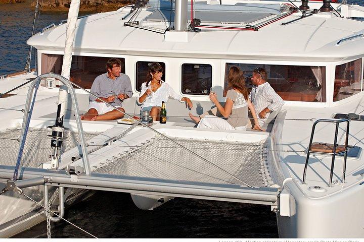 Semi Private Santorini Cruise on Catamaran BBQ & Open Bar